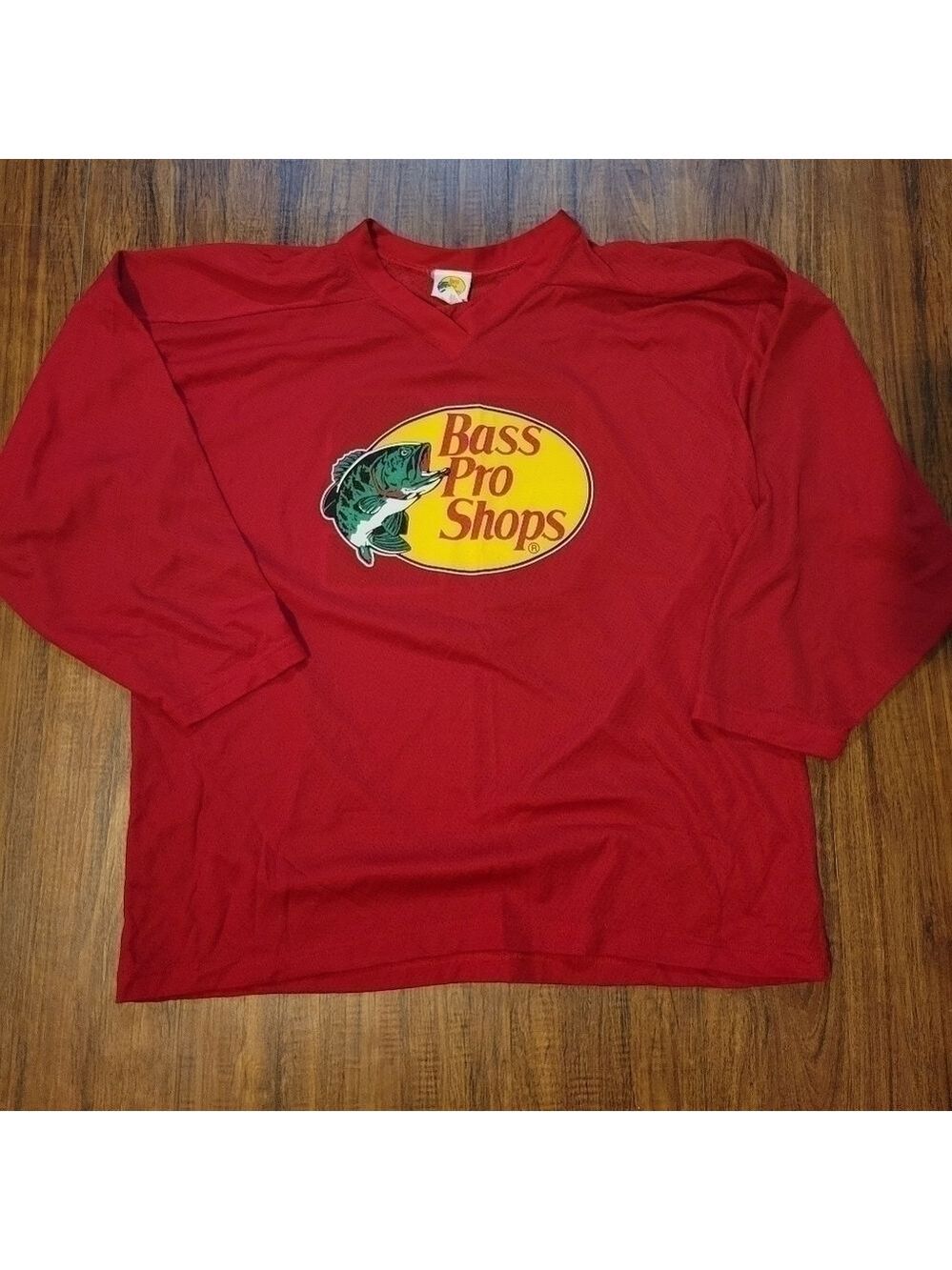 Bass Pro jersey size Large